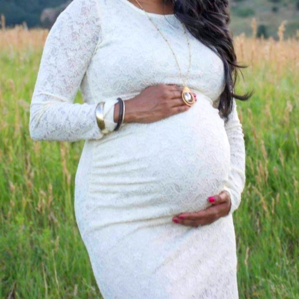 Maternity dresses and swimsuit.